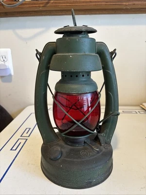 Linterna Ward Better Montgomery Ward Jobber Hecha por Embury No. 10 Globos Foto 1 de 4