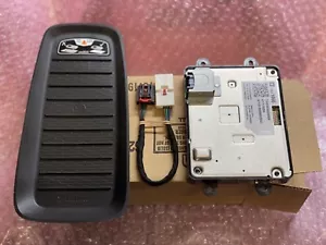 2015-17 OEM Cadillac Escalade wireless phone charger upgrade kit W/larger Pad - Picture 1 of 3