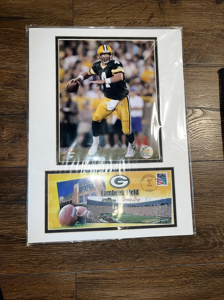 Green Bay Packers Brett Favre Matted Photo And Cover Lambeau Field 2007 USPS NFL