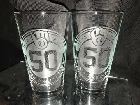 MILWAUKEE BREWERS 1970 2020 50TH ANNIVERSARY ETCHED LOGO 2 PINT GLASSES 16oz NEW Cover