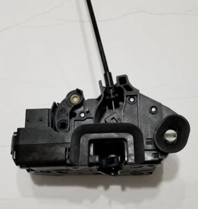 LIFETIME WARRANTY 2008 - 2011 Genuine Chevrolet HHR Door Lock Actuator LEFT REAR - Picture 1 of 6