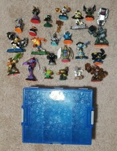 Skylanders Blue Carrying Storage Case + 24 Figures Bundle Lot Rare - Picture 1 of 7