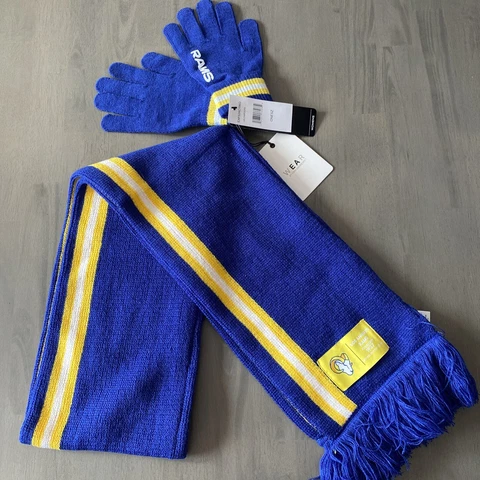 LA Rams Scarf & Bills Gloves Set By Erin Andrews NFL Team Apparel- FREE SHIPPING Cover