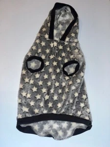 Top-Paw Dog Gray Star pattern medium size fleece outfit - NEW - Picture 1 of 3