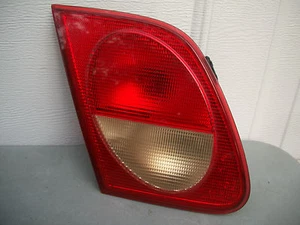 MERCEDES E55 E320 E300 96 97 98 99 INNER TAIL LIGHT LH SEDAN ORIGNAL - Imagen 1 de 3