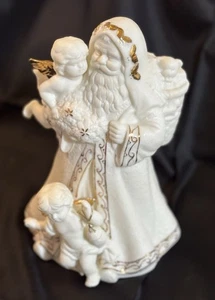 Statuina Babbo Natale con cherubini in porcellana bianca e oro 10,5” Heritage vintage - Foto 1 di 7