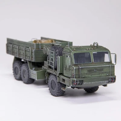 AM 1/72 Ruso BAZ-6402 Ejército Ruso Material Vehículo Acabado Modelo Adornos Foto 1 de 4