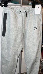 Kids Nike Tech Fleece Pants XL - Picture 1 of 7