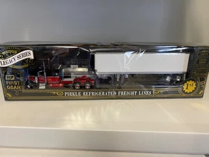 DCP 69-2017 1/64 LEGACY SERIES #1 PETERBILT 359 W/ 40 THERMOKING REEFER NIB - Picture 1 of 4
