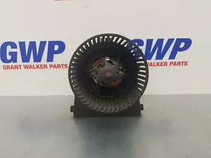 VOLKSWAGEN GOLF 2001 HEATER FAN MOTOR P/N 1J2819021B, GEN 4, 09/98-06/04 - Picture 1 of 4
