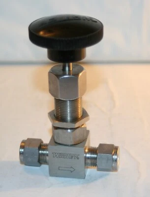 3/8" Tube OD 316ss Needle Valve (5000 Psig) Whitey Swagelok SS-4RS6 - Image 1 of 4