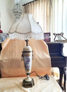 Hand Painted, Artist signed, Sevres Style Parlor Lamp. - Picture 1 of 15
