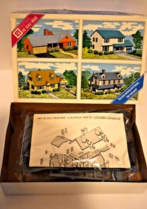 Vintage Patal HO Scale Building Kit 303 Colonial House - unmontiert - Bild 1 von 6