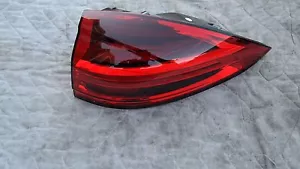 PORSCHE CAYENNE S E HYBRID OEM ORIGINAL EQUIPMENT RIGHT SIDE TAILLIGHT ASSEMBLY - Picture 1 of 6