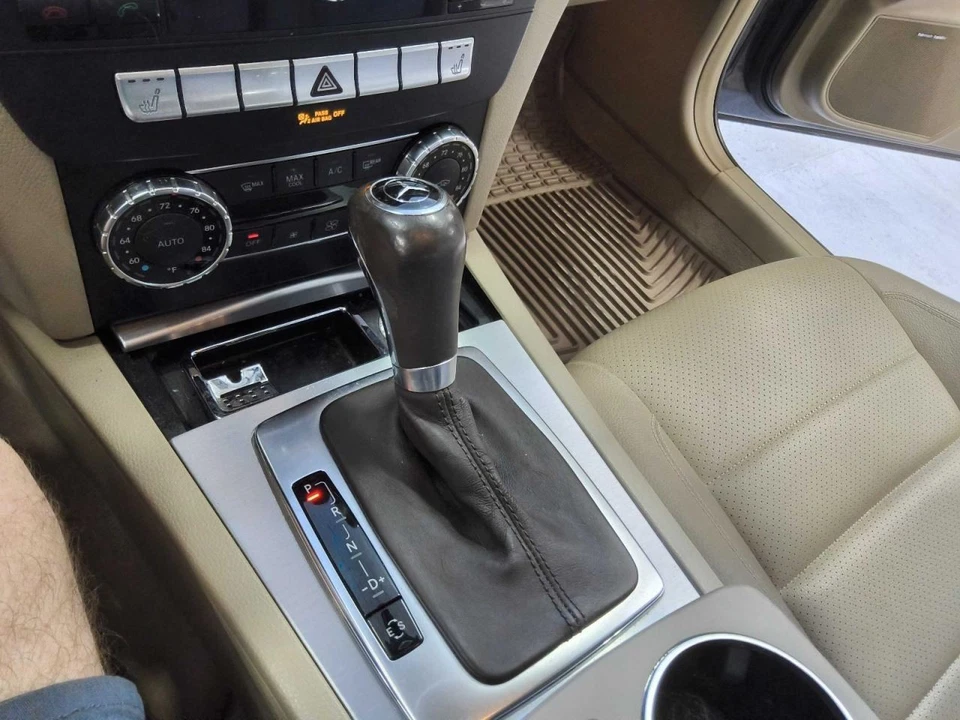 Palanca de cambios de transmisión Mercedes-Benz C220 2013 598354 Foto 1 de 1