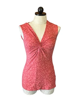 Regata Patagonia Mauve rosa mistura de náilon estampa de pássaro torção frontal gola V tamanho P - Imagem 1 de 4