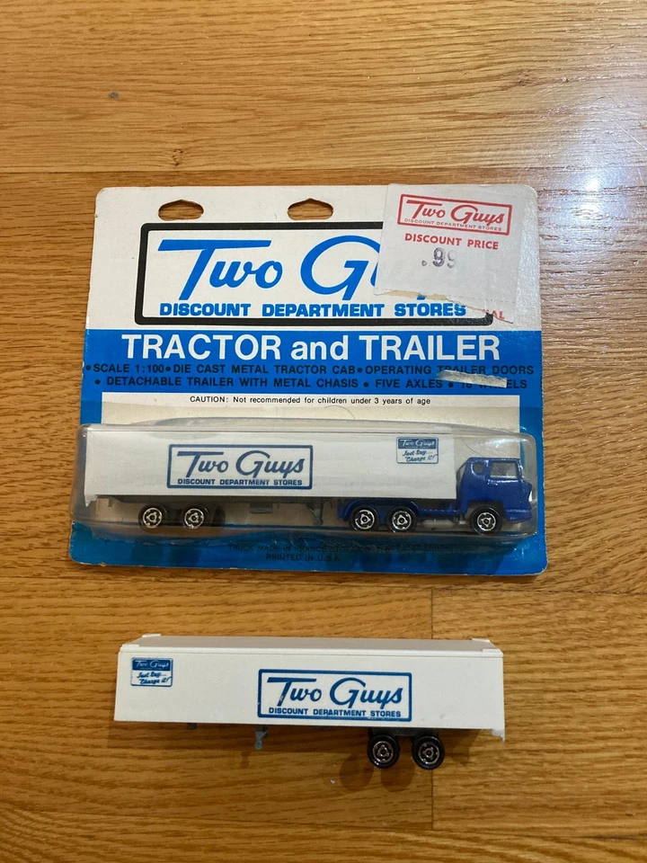 Juego de semirremolque diecast vintage de dos tipos de descuento para grandes almacenes Foto 1 de 2