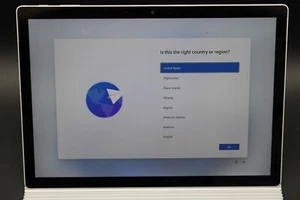 Microsoft Surface Book 2 (512GB SSD, 16GB RAM, i7-8650U @ 1.90GHz, GTX 1050) - Picture 1 of 7