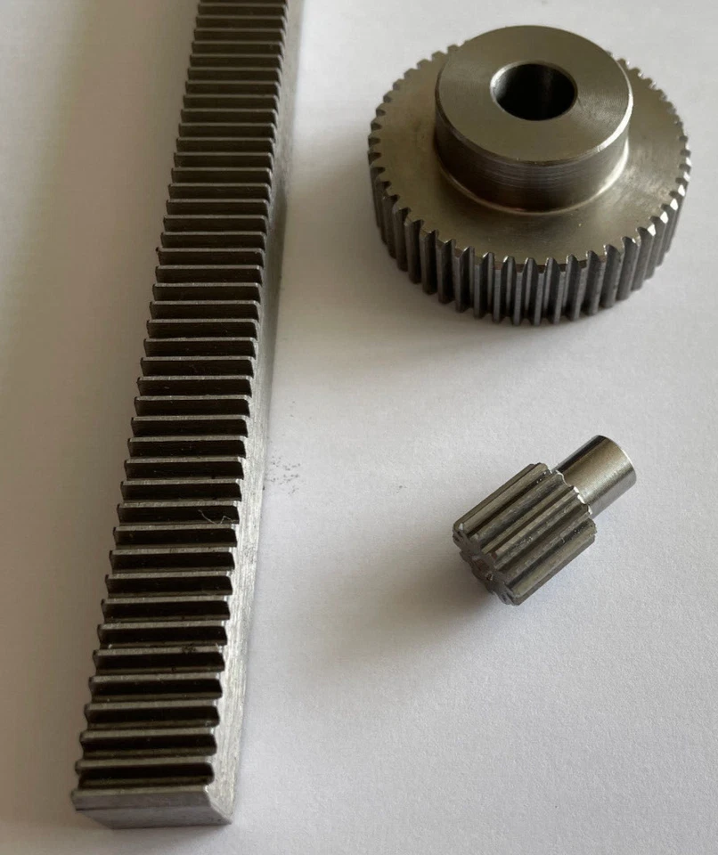 Zahnstange Zahnrad  Modul 1,5  Stirnrad Zahnstangen  L 2000/ 1000/500 mm Stahl - Bild 1 von 4