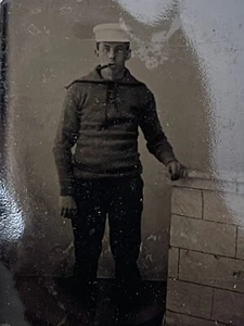 Antique Tintype Photo of a Sailor USS America? - Foto 1 di 4