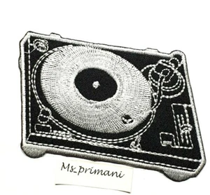 DJ Deck Turntable Patch Iron/Sew On cloths Record Player Embroidered Hat Badge - Picture 1 of 2
