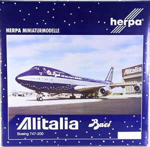 Herpa Wings 550475 (1:200) - Boeing 747-200 Baci of Alitalia