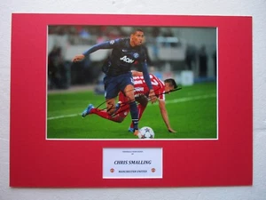 MANCHESTER UNITED CHRIS SMALLING HAND SIGNED A3 MOUNTED PHOTO DISPLAY - COA - Picture 1 of 3