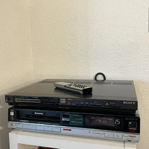 POWER TESTED SONY SL-HFR30 & HFP-200 Betamax Player Retro With Remote - Picture 1 of 8