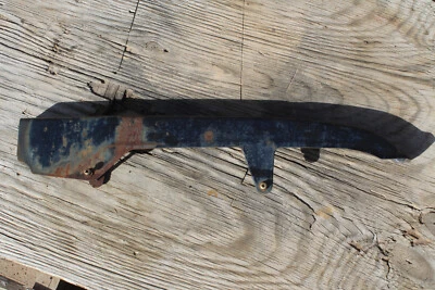 Protector de cadena Kawasaki KZ400D 1974 con tornillos de montaje, fabricante de equipos originales Foto 1 de 4