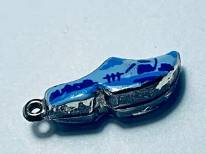 Vintage Silver Marked  800  Shoe   Charm     - Picture 1 of 3