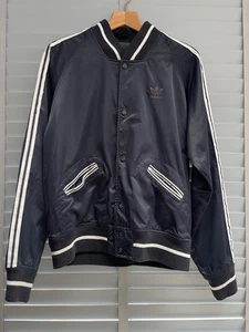 Chaqueta Bomber ADIDAS Vintage Talla Mediana Para Hombre Azul Marino Satinado Forrada Retro - Imagen 1 de 19