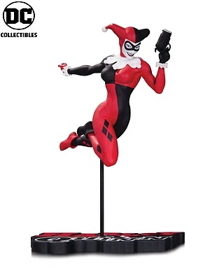Estátua de Terry Dodson vermelha, branca e preta DC Comics Harley Quinn - Coringa, Batman - Imagem 1 de 2