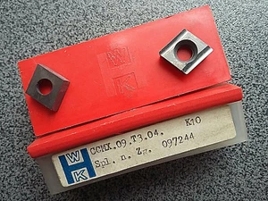 SVENDITA! 7 inserti CCMX09T304 K10 - Foto 1 di 1