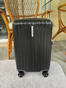 Samsonite Uplift HS 22" Carry-on Spinner Color: Black - Picture 1 of 6