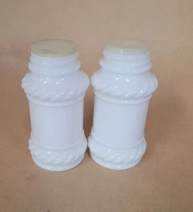 Vintage Indiana Glass? Milk Glass Salt and Pepper Shakers White - Picture 1 of 5