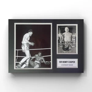 Sir Henry Cooper - British Former Professional Boxer Signed Display - Picture 1 of 2