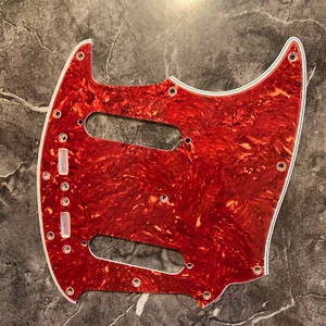 Breit abgeschrägter Zelluloid Schildkröte Schlagbrett für 2004-2005 Fender Mustang MIJ MG-69 - Bild 1 von 7
