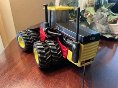 1/32 Ford Versatile 1156 4WD Tractor W/Duals, Designation 6, Scale Models - Image 1 of 2