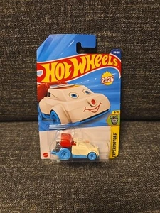 Hot Wheels 2025 Mainline Case L Quick Chat White International Card #216 - Picture 1 of 3