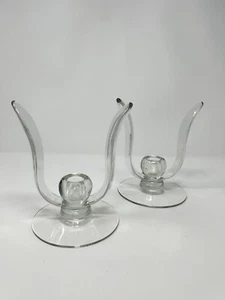 Coppia (2) candelabri vintage Cambridge in vetro alato conico portacandele - Foto 1 di 5