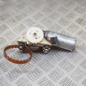 MERCEDES-BENZ SL R129 500 129.067 Front Left Seat Control Motor 0390206657 1994 - Picture 1 of 6