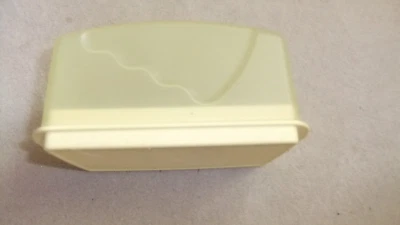 TUPPERWARE  Butterdose"Junge Welle" gelb, gebraucht - Bild 1 von 2