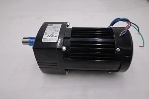 Bodine gear motor 42r5bfpp-e2 230V 3PH 1/4HP 10:1 170 RPM NEW UNIT STOCK H47 - Picture 1 of 3