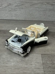 1955 Ford Crown Victoria 1/24 Sunny Side Diecast - Picture 1 of 4