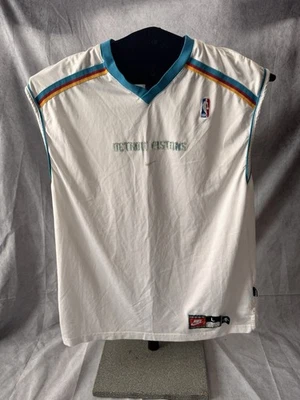 Men’s VTG Nike Detroit Pistons Warm Up Shooting Shirt Basketball Jersey LARGE - Image 1 of 4