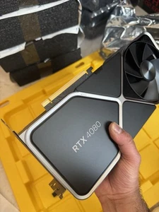 NVIDIA Founders Edition GeForce RTX 4080 16 Go - Carte graphique - Photo 1/13