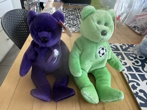 2 Ty Beanie Baby Bears Princess Diana Di Purple Rose + Kicks Soccer Player Green - Picture 1 of 1