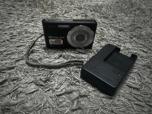 Casio EXILIM ZOOM EX-Z8 8.1MP Digital Camera - Black - Picture 1 of 6