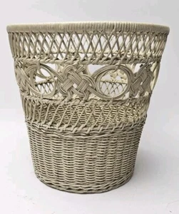 Vintage Mid Century WICKER Bathroom TRASH CAN MCM Waste Basket Boho Chic - Picture 1 of 6