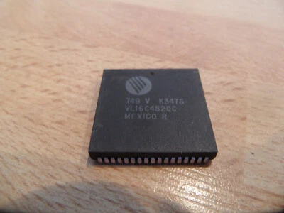 IC ICs  VLSI 749 V K347S VL16C452QC Mexico  R  CPU 68 PIN  Microprozessor - Bild 1 von 2